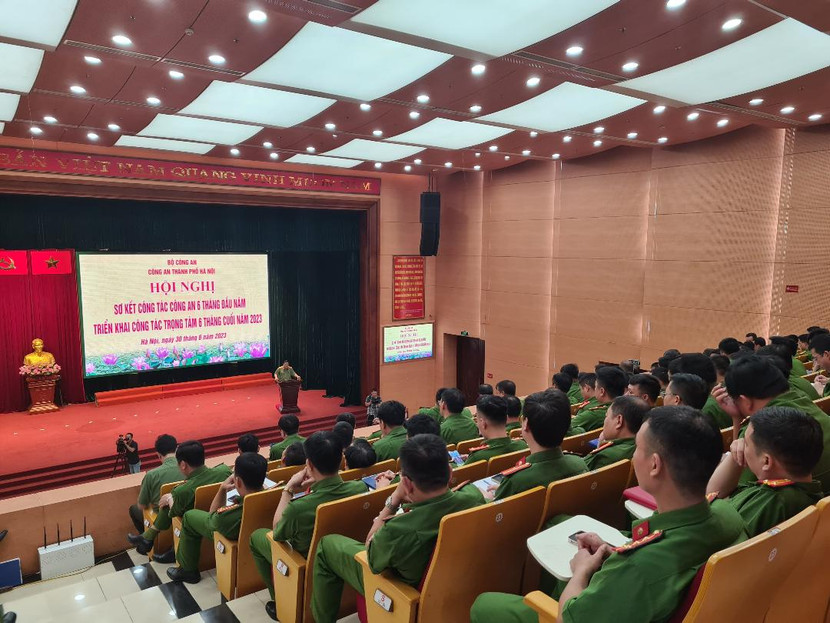 Hơn 600 cán bộ, chiến sỹ dự hội nghị tại Hội trường lớn CATP Hà Nội