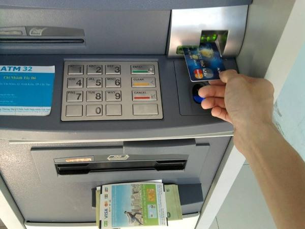 Các ngân hàng cần xử lý kịp thời các sự cố ATM Các ngân hàng cần xử lý kịp thời các sự cố ATM