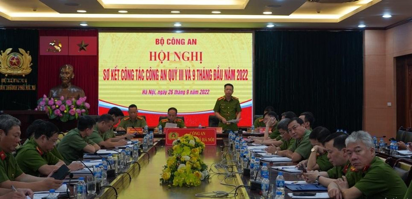 Thiếu tướng Nguyễn Hồng Ky –Phó Giám đốc CATP Hà Nội đã tham luận tại hội nghị từ điểm cầu CATP Thiếu tướng Nguyễn Hồng Ky –Phó Giám đốc CATP Hà Nội đã tham luận tại hội nghị từ điểm cầu CATP