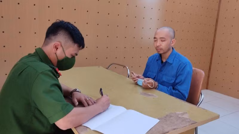 Đối tượng Thiều bị khởi tố về tội lừa đảo Đối tượng Thiều bị khởi tố về tội lừa đảo
