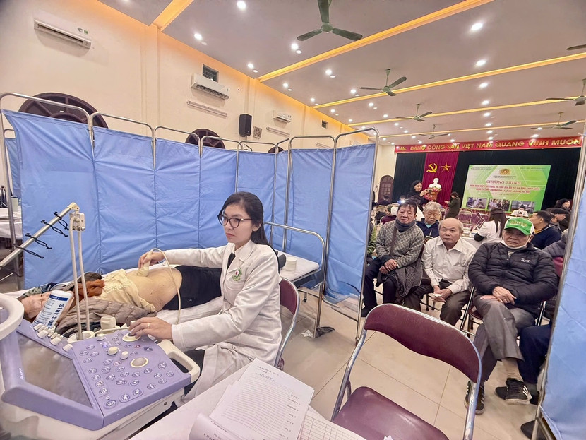 Các trang thiết bị, vật tư hiện đại được sử dụng để thăm khám