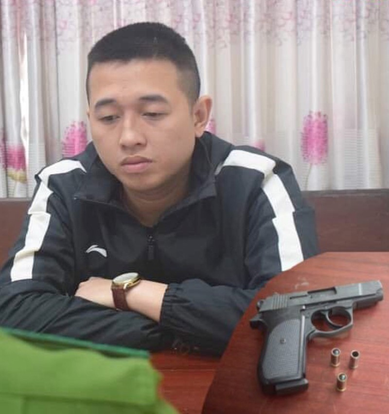 Theo kết quả giám định, khẩu súng do Bảo sử dụng là vũ khí quân dụng, bắn đạn cỡ 9mm Theo kết quả giám định, khẩu súng do Bảo sử dụng là vũ khí quân dụng, bắn đạn cỡ 9mm