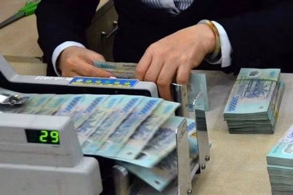 Áp lực nợ xấu và trích lập dự phòng của các ngân hàng trong tương lai là rất lớn Áp lực nợ xấu và trích lập dự phòng của các ngân hàng trong tương lai là rất lớn