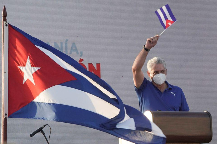 Bí thư thứ nhất Đảng Cộng sản Cuba đồng thời là Chủ tịch Cuba Miguel Diaz-Canel tại cuộc tuần hành 17-7 Bí thư thứ nhất Đảng Cộng sản Cuba đồng thời là Chủ tịch Cuba Miguel Diaz-Canel tại cuộc tuần hành 17-7