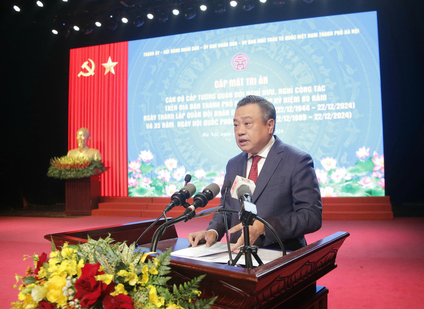 Chủ tịch UBND TP Trần Sỹ Thanh phát biểu tại buổi gặp mặt