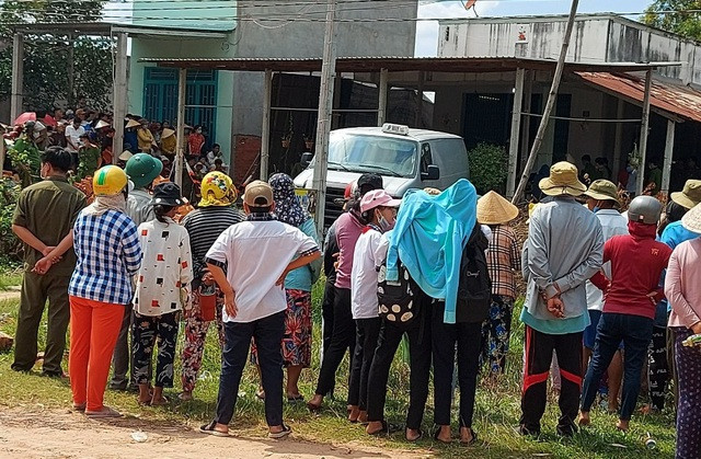 Lực lượng Công an đã tiến hành thực nghiệm hiện trường vụ án mạng tại nhà riêng của Điệp hôm 16-11