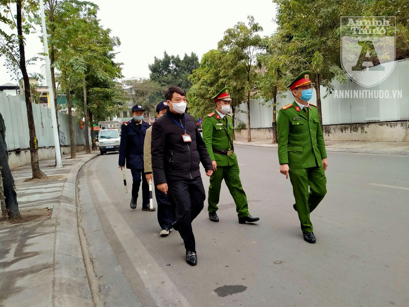 Sự ra quân tích cực, đồng bộ của lực lượng liên ngành giúp đảm bảo trật tự đô thị, trật tự giao thông trên địa bàn Sự ra quân tích cực, đồng bộ của lực lượng liên ngành giúp đảm bảo trật tự đô thị, trật tự giao thông trên địa bàn