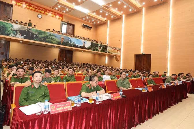 Toàn cảnh hội nghị