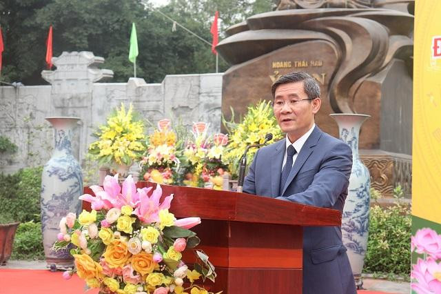 Phó Chủ tịch UBND huyện Gia Lâm Nguyễn Đức Hồng phát biểu tại buổi lễ Phó Chủ tịch UBND huyện Gia Lâm Nguyễn Đức Hồng phát biểu tại buổi lễ