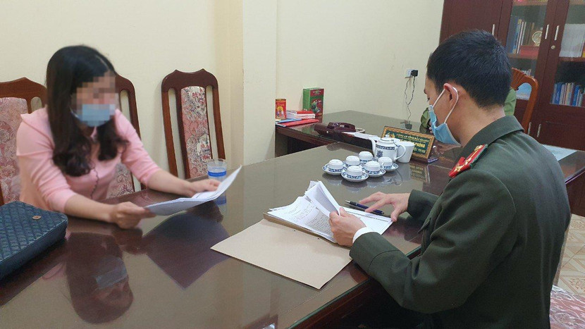 Công an Bắc Giang làm việc với cá nhân đăng thông tin sai sự thật trên mạng xã hội Công an Bắc Giang làm việc với cá nhân đăng thông tin sai sự thật trên mạng xã hội