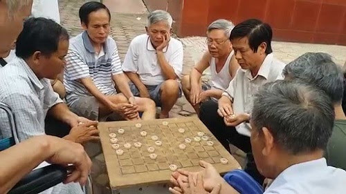 Chơi cờ tướng đã có từ rất lâu, chẳng ai có thể nhớ nổi là bao nhiêu trăm năm nữa