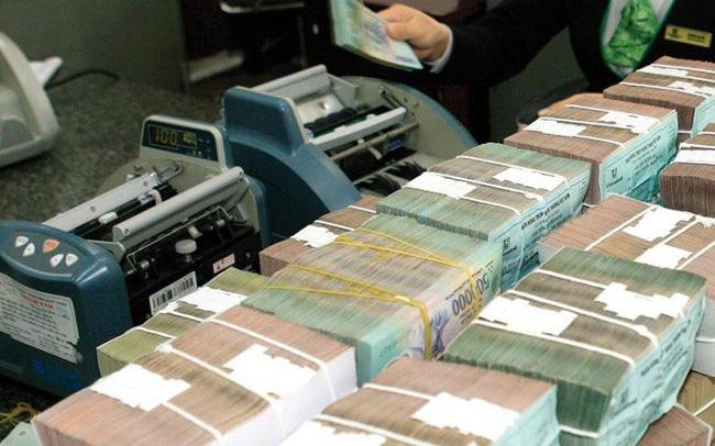 Doanh số giao dịch và lãi suất trên thị trường liên ngân hàng đều giảm Doanh số giao dịch và lãi suất trên thị trường liên ngân hàng đều giảm