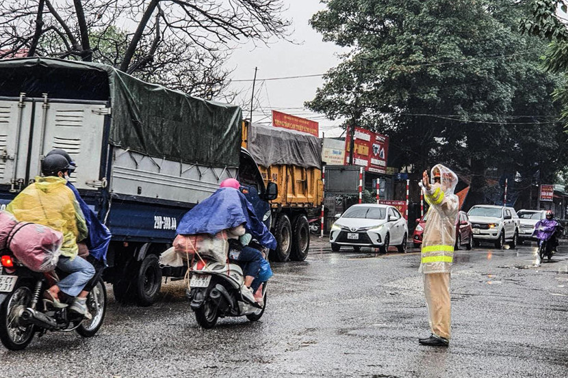 CSGT Thủ đô thực hiện nhiệm vụ trong dịp Tết Nhâm Dần 2022