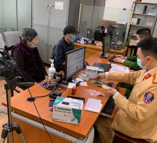 CAH Mỹ Đức làm thủ tục cấp CCCD gắn chip trong những ngày đầu Xuân