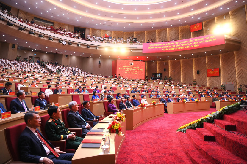 Tổng Bí thư Tô Lâm, Chủ tịch nước Lương Cường, Thủ tướng Chính phủ Phạm Minh Chính, Chủ tịch Quốc hội Trần Thanh Mẫn cùng các đồng chí lãnh đạo, nguyên lãnh đạo Đảng, Nhà nước, Mặt trận Tổ quốc Việt Nam dự Đại hội.