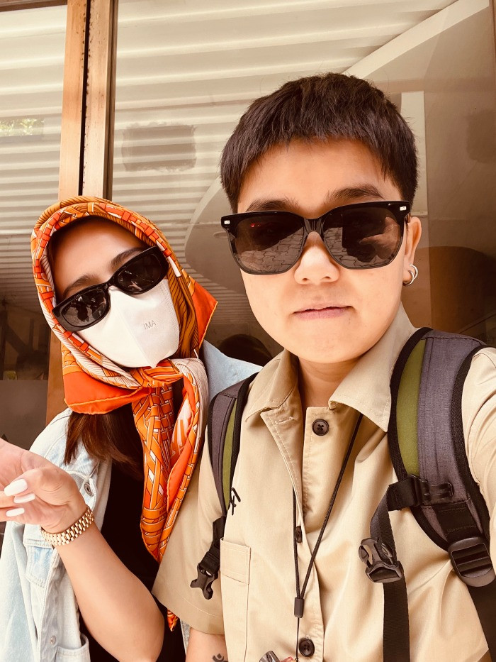 Diễn viên Minh Huyền và host Châu Châu trong chuyến đi đến Maldives