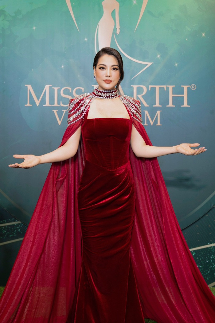 Chủ tịch quốc gia của "Miss Earth Việt Nam" - Trương Ngọc Ánh rạng rỡ tại sự kiện Chủ tịch quốc gia của "Miss Earth Việt Nam" - Trương Ngọc Ánh rạng rỡ tại sự kiện