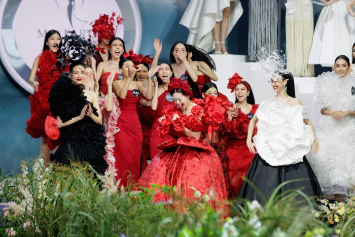 Niềm vui chiến thắng của đội Lửa Niềm vui chiến thắng của đội Lửa