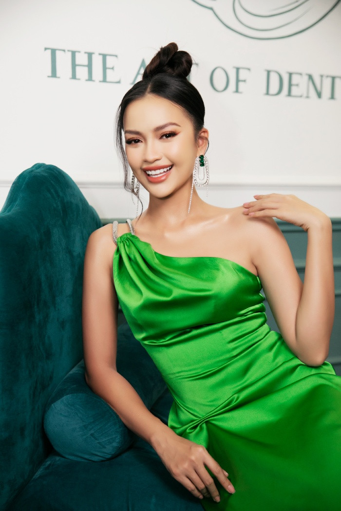 Hoa hậu Hoàn vũ Ngọc Châu rạng rỡ trong những ngày đầu năm mới. Trở về từ Miss Universe 2022, Ngọc Châu đang có nhiều dự định ấp ủ cho mình trong năm 2023