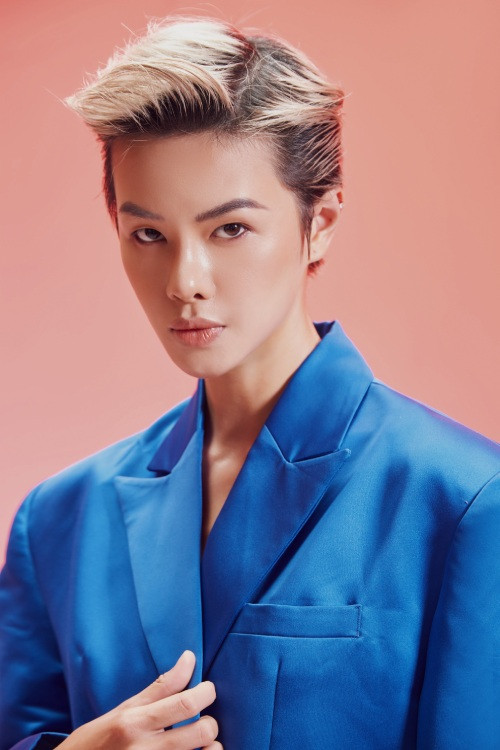 Hà Kino sẽ là một màu sắc khác biệt trong chương trình "Chị đẹp đạp gió rẽ sóng 2023" Hà Kino sẽ là một màu sắc khác biệt trong chương trình "Chị đẹp đạp gió rẽ sóng 2023"