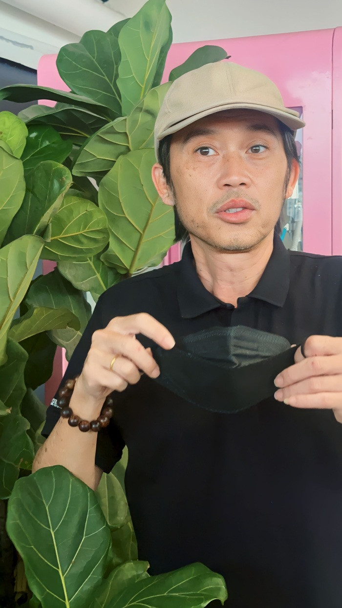 Nghệ sĩ Hoài Linh chia sẻ tại buổi gặp gỡ