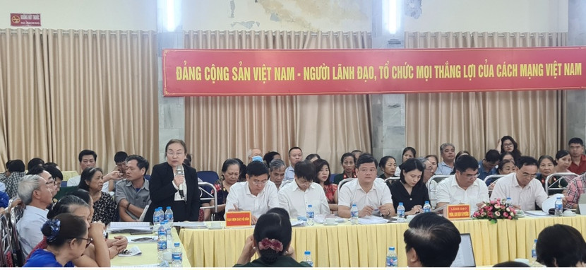 Đại diện hộ gia đình trong phạm vi dự án phát biểu ý kiến