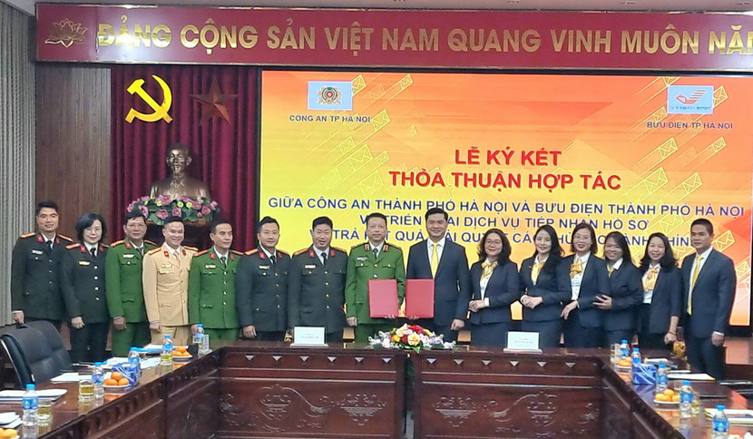 Các đại biểu tham gia Lễ ký kết