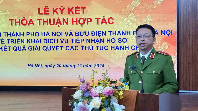 Thiếu tướng Nguyễn Hồng Ky - Phó Giám đốc Công an Thành phố Hà Nội phát biểu tại lễ ký kết