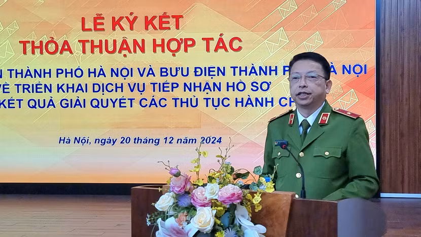 Thiếu tướng Nguyễn Hồng Ky - Phó Giám đốc Công an Thành phố Hà Nội phát biểu tại lễ ký kết