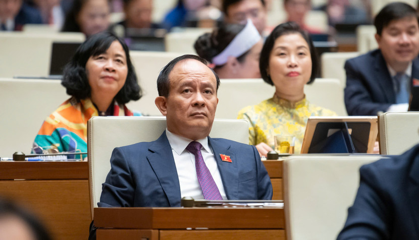 Quang cảnh phiên họp