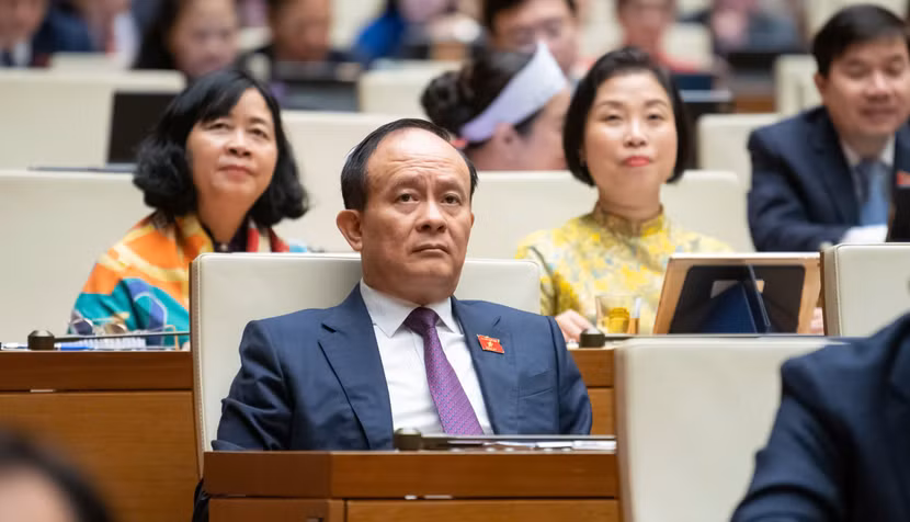 Quang cảnh phiên họp