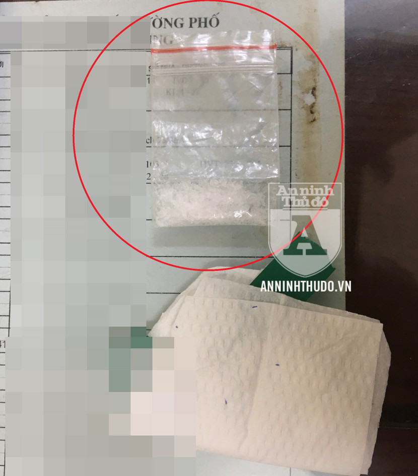 Đối tượng đã thừa nhận mua gói ma túy đá với số tiền 500.000 đồng Đối tượng đã thừa nhận mua gói ma túy đá với số tiền 500.000 đồng