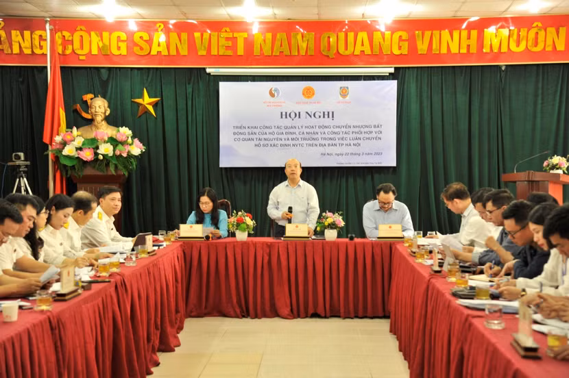 Các sở, ngành họp bàn giải pháp quản lý chuyển nhượng bất động sản