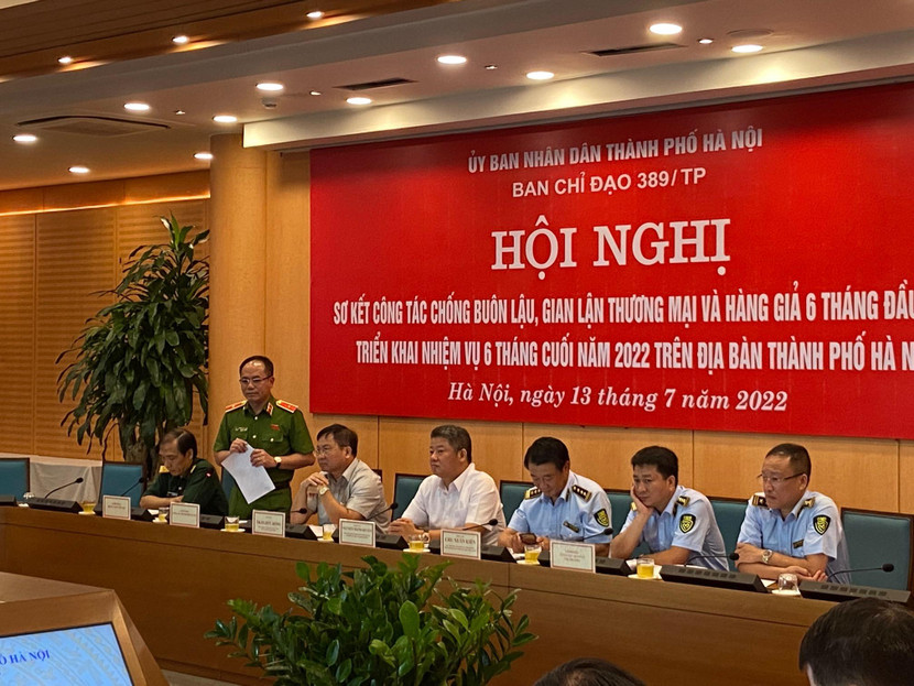 Thiếu tướng Nguyễn Thanh Tùng - Phó Giám đốc CATP Hà Nội phát biểu tại hội nghị