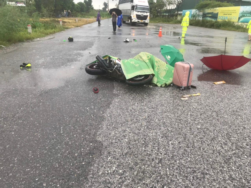 Hiện trường vụ tai nạn thương tâm