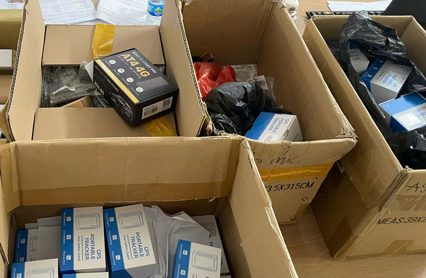 Hàng trăm thiết bị định vị nhập lậu bị thu giữ