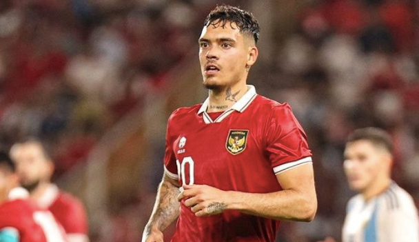 Shayne Pattynama nằm trong số tuyển thủ Indonesia bị FIFA phạt vì phản ứng trọng tài ở vòng loại World Cup 2026