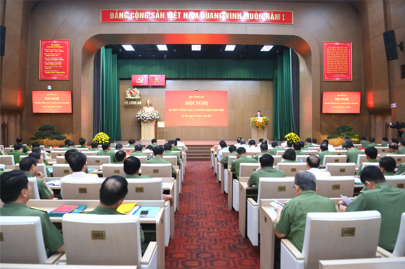 Toàn cảnh Hội nghị