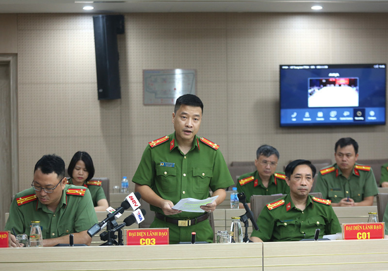 Đại diện CQĐT Bộ Công an thông tin ban đầu về kết quả điều tra các vụ án tại buổi họp báo