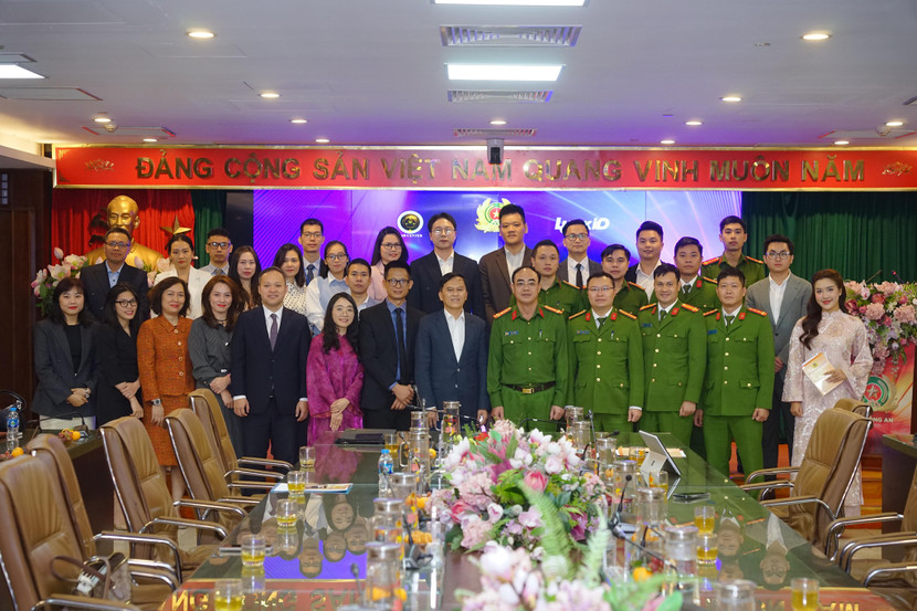 Lễ ký kết Biên bản ghi nhớ giữa Trung tâm RAR và LynkiD