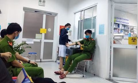 Sản phụ được cứu sống nhờ “ngân hàng máu sống” là cán bộ chiến sĩ công an Quảng Nam