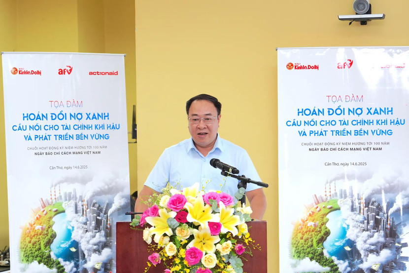 Phó Tổng Biên tập Báo Kinh tế &amp; Đô thị Nguyễn Xuân Khánh phát biểu tại toạ đàm