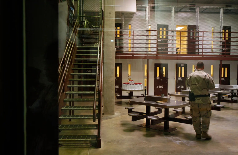 Lính Mỹ trong trại giam tại Vịnh Guantanamo, Cuba ngày 2-10-2007 Lính Mỹ trong trại giam tại Vịnh Guantanamo, Cuba ngày 2-10-2007