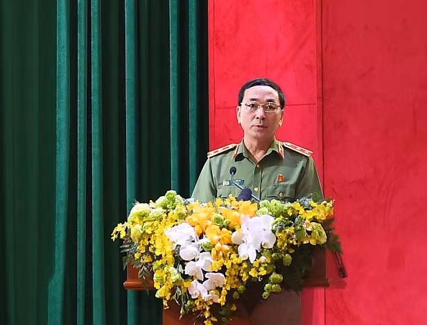 Thứ trưởng Trần Quốc Tỏ phát biểu tại lễ khai trương