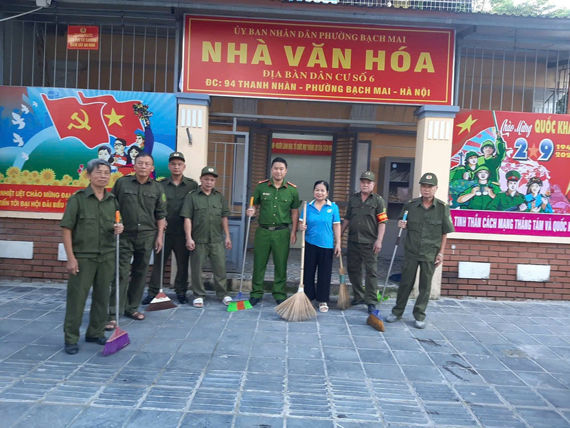 Hình ảnh đẹp người chiến sỹ Công an cơ sở -Công an phường Bạch Mai...