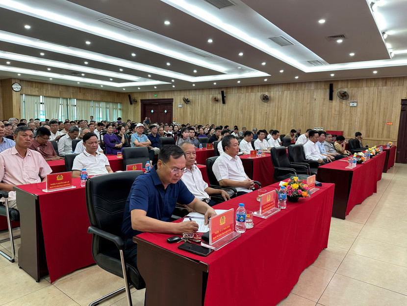 Hơn 200 đại biểu dự buổi gặp mặt ý nghĩa, chân tình