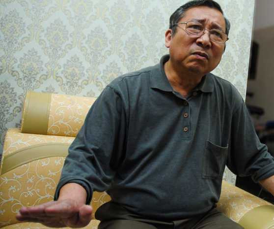 (Đại tá Phạm Tân, Cựu chiến binh phường Yên Hòa, Cầu Giấy, Hà Nội) (Đại tá Phạm Tân, Cựu chiến binh phường Yên Hòa, Cầu Giấy, Hà Nội)