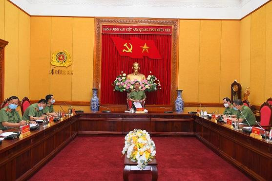 Bộ trưởng Tô Lâm chỉ đạo tại buổi làm việc