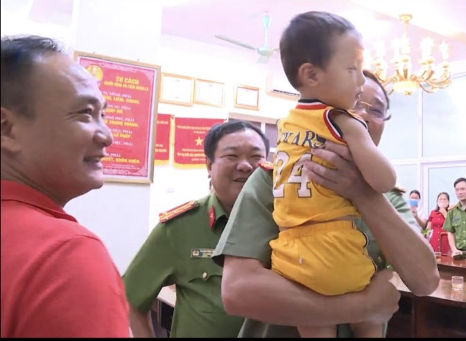 Cháu B. đã trở về an toàn sau hơn 24 tiếng đồng hồ bị bắt cóc