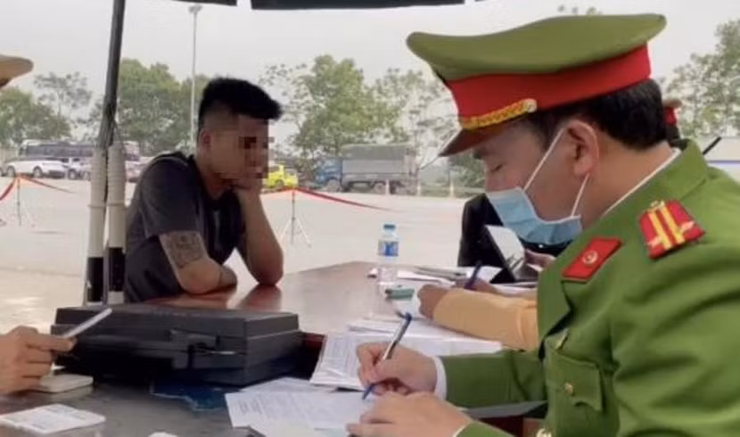 Cơ quan chức năng xử lý lái xe dương tính với ma túy